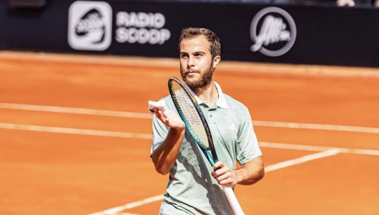 Tennis ATP Kitzbühel Gaston passe en finale sur abandon et rejoint